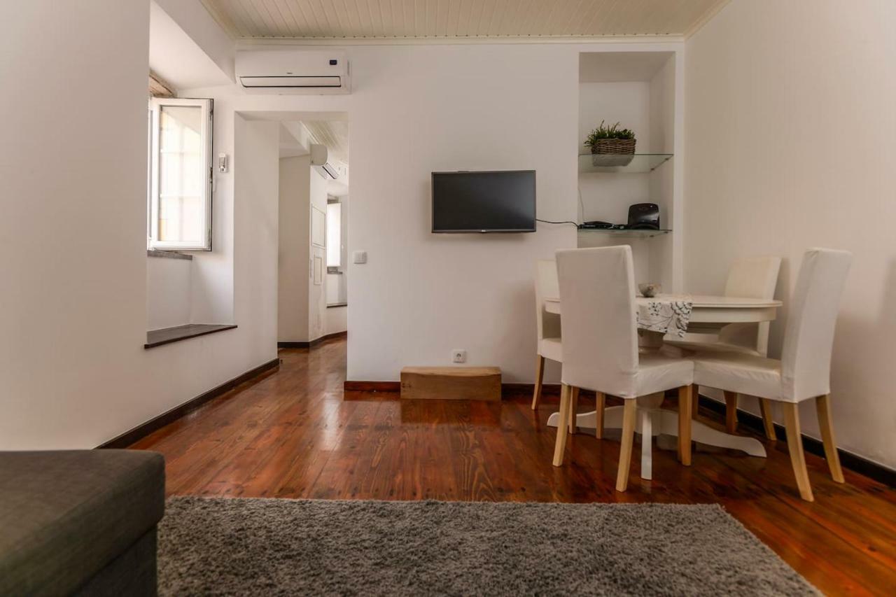 Seaside Family Townhouse - 100M From The Sea! Appartement Cascais Buitenkant foto